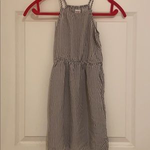 Girl’s striped cotton dress!